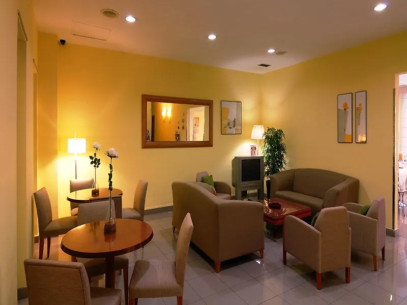 Bypillow Mothern Barcelona Hotell
