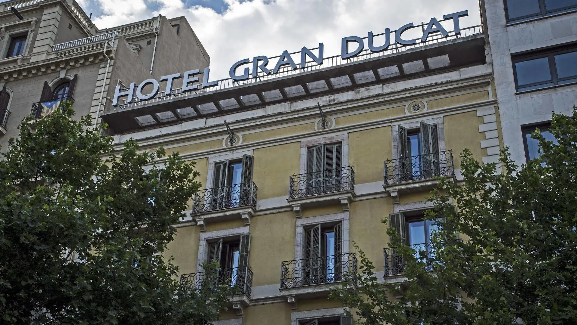 Hotel Bypillow Mothern Barcelona